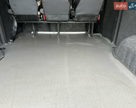 Белый Мерседес Sprinter, объемом двигателя 2.14 л и пробегом 575 тыс. км за 23999 $, фото 26 на Automoto.ua