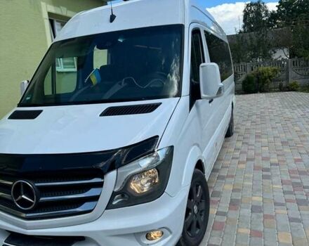 Белый Мерседес Sprinter, объемом двигателя 2.14 л и пробегом 320 тыс. км за 35000 $, фото 1 на Automoto.ua