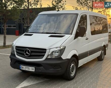 Белый Мерседес Sprinter, объемом двигателя 2.2 л и пробегом 420 тыс. км за 20900 $, фото 3 на Automoto.ua