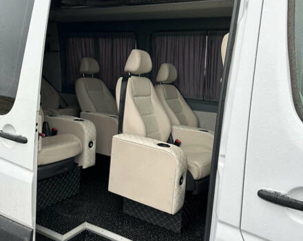 Белый Мерседес Sprinter, объемом двигателя 3.22 л и пробегом 700 тыс. км за 22000 $, фото 4 на Automoto.ua