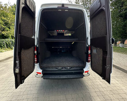 Белый Мерседес Sprinter, объемом двигателя 2.99 л и пробегом 430 тыс. км за 43900 $, фото 11 на Automoto.ua