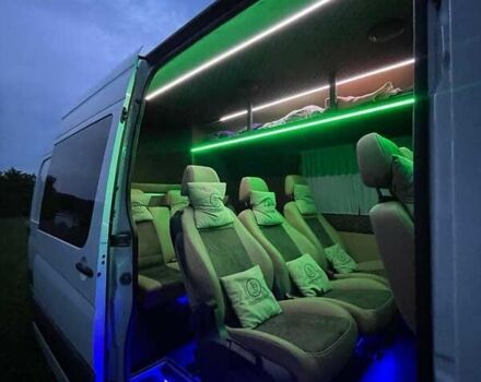 Белый Мерседес Sprinter, объемом двигателя 2.2 л и пробегом 500 тыс. км за 25000 $, фото 3 на Automoto.ua