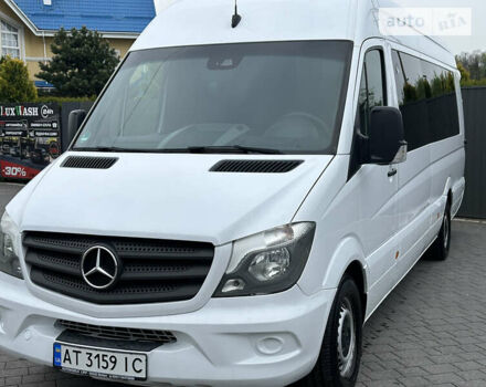 Белый Мерседес Sprinter, объемом двигателя 0 л и пробегом 310 тыс. км за 32150 $, фото 5 на Automoto.ua