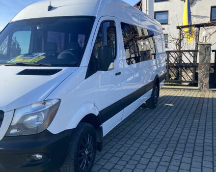 Белый Мерседес Sprinter, объемом двигателя 2.99 л и пробегом 660 тыс. км за 37500 $, фото 6 на Automoto.ua