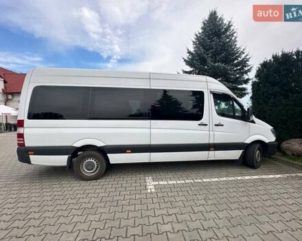 Белый Мерседес Sprinter, объемом двигателя 3 л и пробегом 750 тыс. км за 26500 $, фото 20 на Automoto.ua