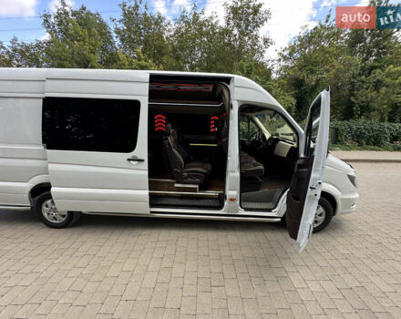 Белый Мерседес Sprinter, объемом двигателя 2.99 л и пробегом 430 тыс. км за 43900 $, фото 7 на Automoto.ua