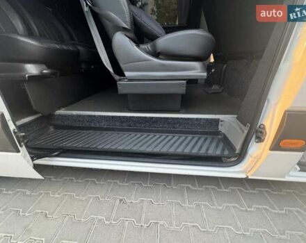 Белый Мерседес Sprinter, объемом двигателя 2.2 л и пробегом 420 тыс. км за 20900 $, фото 34 на Automoto.ua