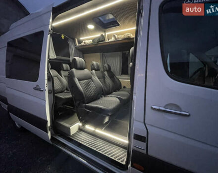 Белый Мерседес Sprinter, объемом двигателя 2.14 л и пробегом 785 тыс. км за 20000 $, фото 2 на Automoto.ua