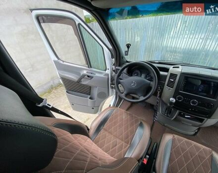 Белый Мерседес Sprinter, объемом двигателя 2.14 л и пробегом 660 тыс. км за 28400 $, фото 9 на Automoto.ua