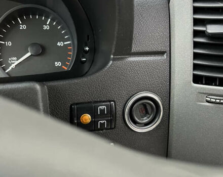 Білий Мерседес Sprinter, об'ємом двигуна 2.2 л та пробігом 332 тис. км за 27900 $, фото 37 на Automoto.ua