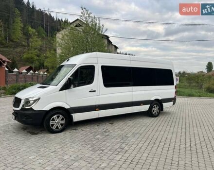 Белый Мерседес Sprinter, объемом двигателя 3 л и пробегом 500 тыс. км за 27999 $, фото 5 на Automoto.ua