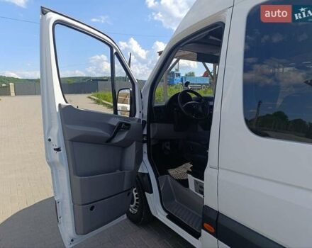 Белый Мерседес Sprinter, объемом двигателя 2.2 л и пробегом 352 тыс. км за 25600 $, фото 14 на Automoto.ua