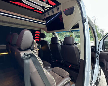 Белый Мерседес Sprinter, объемом двигателя 2.99 л и пробегом 430 тыс. км за 43900 $, фото 9 на Automoto.ua