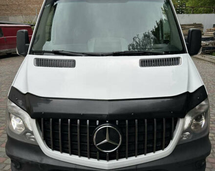 Белый Мерседес Sprinter, объемом двигателя 2.14 л и пробегом 575 тыс. км за 23999 $, фото 1 на Automoto.ua