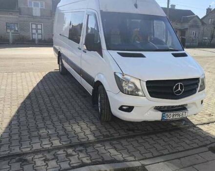 Белый Мерседес Sprinter, объемом двигателя 2.99 л и пробегом 700 тыс. км за 53278 $, фото 4 на Automoto.ua