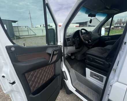 Белый Мерседес Sprinter, объемом двигателя 3 л и пробегом 852 тыс. км за 32000 $, фото 4 на Automoto.ua