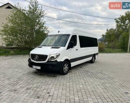 Белый Мерседес Sprinter, объемом двигателя 3 л и пробегом 500 тыс. км за 27999 $, фото 3 на Automoto.ua