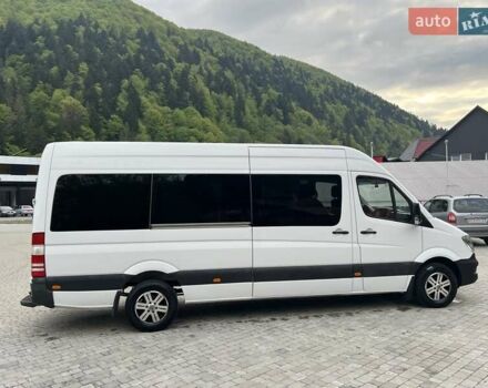 Белый Мерседес Sprinter, объемом двигателя 3 л и пробегом 500 тыс. км за 27999 $, фото 8 на Automoto.ua