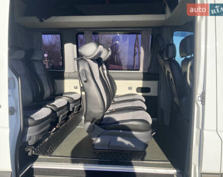 Белый Мерседес Sprinter, объемом двигателя 2.99 л и пробегом 660 тыс. км за 37500 $, фото 16 на Automoto.ua