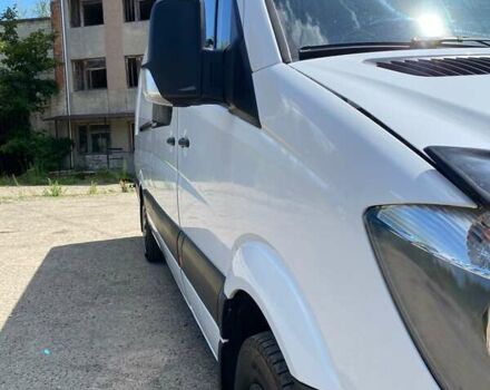 Белый Мерседес Sprinter, объемом двигателя 2.14 л и пробегом 660 тыс. км за 28400 $, фото 3 на Automoto.ua