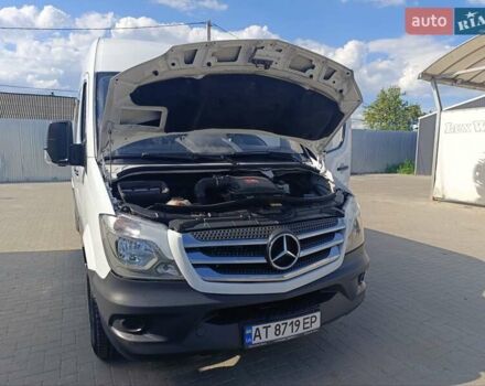 Белый Мерседес Sprinter, объемом двигателя 2.2 л и пробегом 352 тыс. км за 25600 $, фото 7 на Automoto.ua