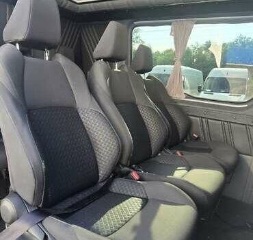 Белый Мерседес Sprinter, объемом двигателя 2.2 л и пробегом 750 тыс. км за 25721 $, фото 10 на Automoto.ua