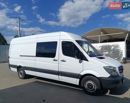 Белый Мерседес Sprinter, объемом двигателя 2.2 л и пробегом 352 тыс. км за 25600 $, фото 4 на Automoto.ua