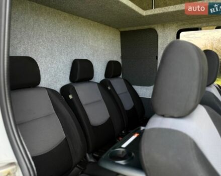 Белый Мерседес Sprinter, объемом двигателя 2.2 л и пробегом 374 тыс. км за 23900 $, фото 17 на Automoto.ua