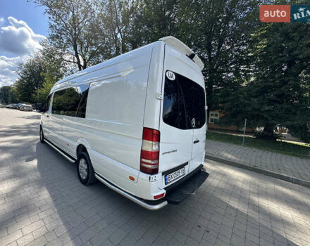 Белый Мерседес Sprinter, объемом двигателя 2.99 л и пробегом 430 тыс. км за 43900 $, фото 2 на Automoto.ua