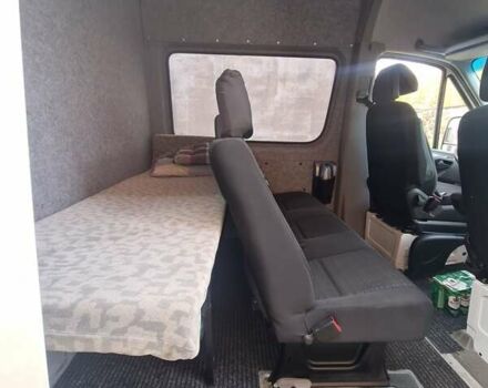 Белый Мерседес Sprinter, объемом двигателя 2.99 л и пробегом 496 тыс. км за 45000 $, фото 5 на Automoto.ua