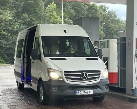 Белый Мерседес Sprinter, объемом двигателя 2.2 л и пробегом 500 тыс. км за 25000 $, фото 7 на Automoto.ua