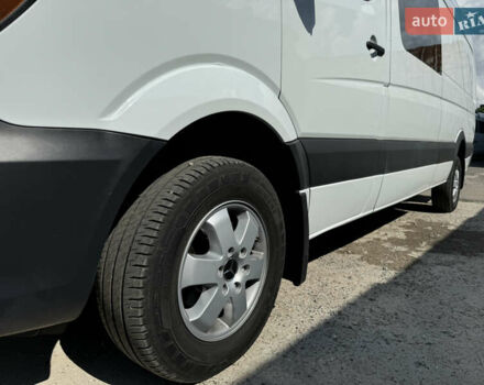 Мерседес Sprinter 2018 в Николаеве на Automoto.ua Белый Мерседес Sprinter, объемом двигателя 3 л и пробегом 250 тыс. км за 37000 $, фото 45 на Automoto.ua