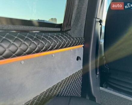 Белый Мерседес Sprinter, объемом двигателя 3 л и пробегом 400 тыс. км за 39950 $, фото 25 на Automoto.ua