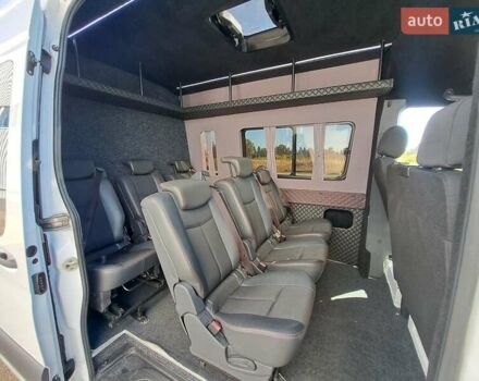 Белый Мерседес Sprinter, объемом двигателя 2.2 л и пробегом 354 тыс. км за 34343 $, фото 12 на Automoto.ua