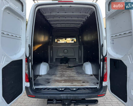 Белый Мерседес Sprinter, объемом двигателя 2.2 л и пробегом 150 тыс. км за 29900 $, фото 10 на Automoto.ua