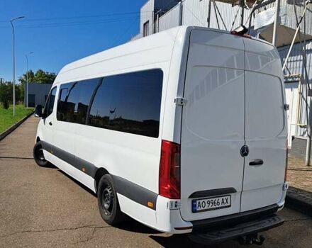 Белый Мерседес Sprinter, объемом двигателя 2.2 л и пробегом 354 тыс. км за 34343 $, фото 3 на Automoto.ua