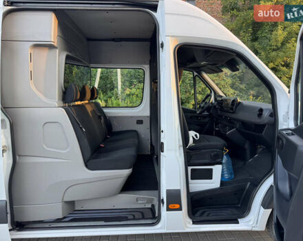 Белый Мерседес Sprinter, объемом двигателя 2.14 л и пробегом 152 тыс. км за 30000 $, фото 9 на Automoto.ua