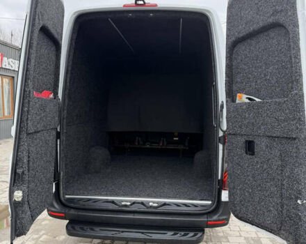 Белый Мерседес Sprinter, объемом двигателя 2.14 л и пробегом 350 тыс. км за 35900 $, фото 8 на Automoto.ua