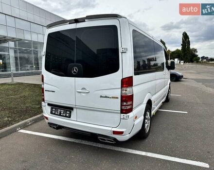 Белый Мерседес Sprinter, объемом двигателя 3 л и пробегом 30 тыс. км за 62500 $, фото 4 на Automoto.ua