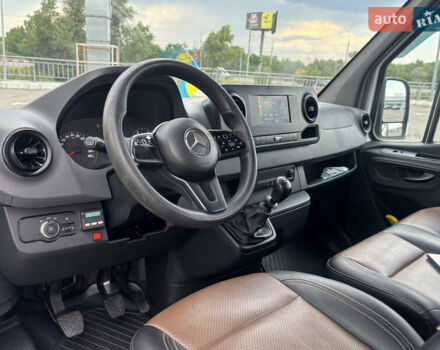 Белый Мерседес Sprinter, объемом двигателя 0 л и пробегом 700 тыс. км за 31000 $, фото 13 на Automoto.ua