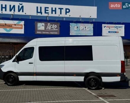Белый Мерседес Sprinter, объемом двигателя 3 л и пробегом 400 тыс. км за 39950 $, фото 4 на Automoto.ua