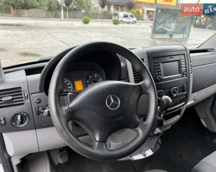 Белый Мерседес Sprinter, объемом двигателя 3 л и пробегом 227 тыс. км за 32900 $, фото 15 на Automoto.ua
