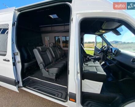 Белый Мерседес Sprinter, объемом двигателя 2.2 л и пробегом 354 тыс. км за 34343 $, фото 15 на Automoto.ua