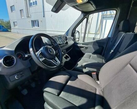 Белый Мерседес Sprinter, объемом двигателя 2.2 л и пробегом 354 тыс. км за 34343 $, фото 8 на Automoto.ua