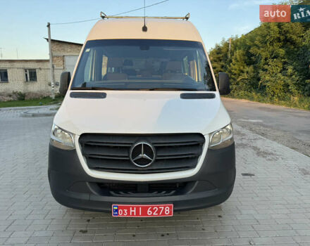 Белый Мерседес Sprinter, объемом двигателя 2.14 л и пробегом 152 тыс. км за 30000 $, фото 1 на Automoto.ua