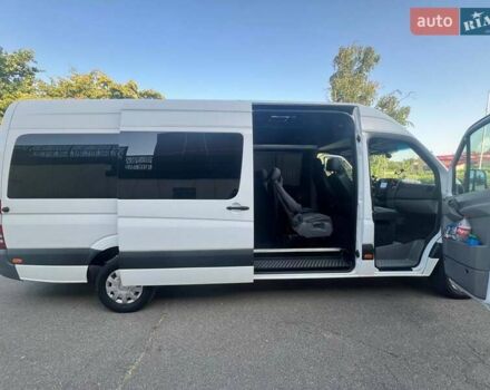 Белый Мерседес Sprinter, объемом двигателя 2.14 л и пробегом 650 тыс. км за 23000 $, фото 7 на Automoto.ua