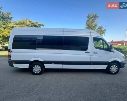 Белый Мерседес Sprinter, объемом двигателя 2.14 л и пробегом 650 тыс. км за 23000 $, фото 8 на Automoto.ua