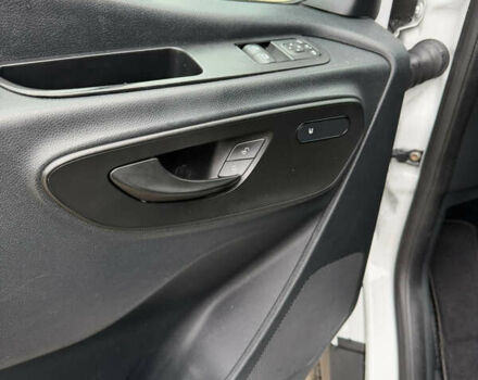 Белый Мерседес Sprinter, объемом двигателя 2.14 л и пробегом 350 тыс. км за 35900 $, фото 23 на Automoto.ua