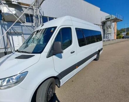 Белый Мерседес Sprinter, объемом двигателя 2.2 л и пробегом 354 тыс. км за 34343 $, фото 1 на Automoto.ua