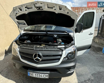 Мерседес Sprinter 2018 в Николаеве на Automoto.ua Белый Мерседес Sprinter, объемом двигателя 3 л и пробегом 250 тыс. км за 37000 $, фото 60 на Automoto.ua